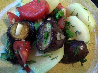 Баклажаны с помидорами и картофелем